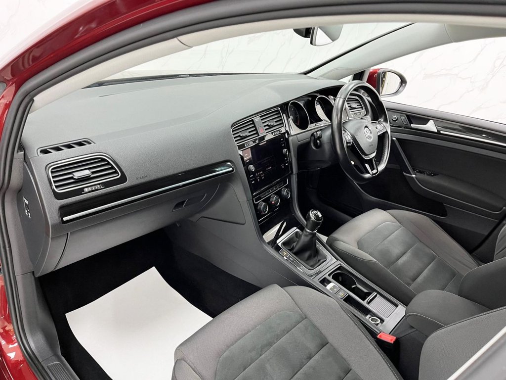 Used Volkswagen Golf 2019 for sale - 76185137: Photo 21