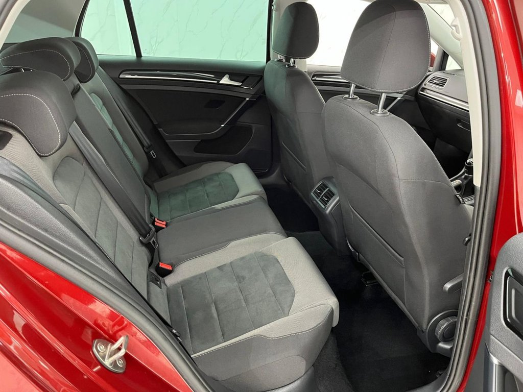 Used Volkswagen Golf 2019 for sale - 76185137: Photo 35