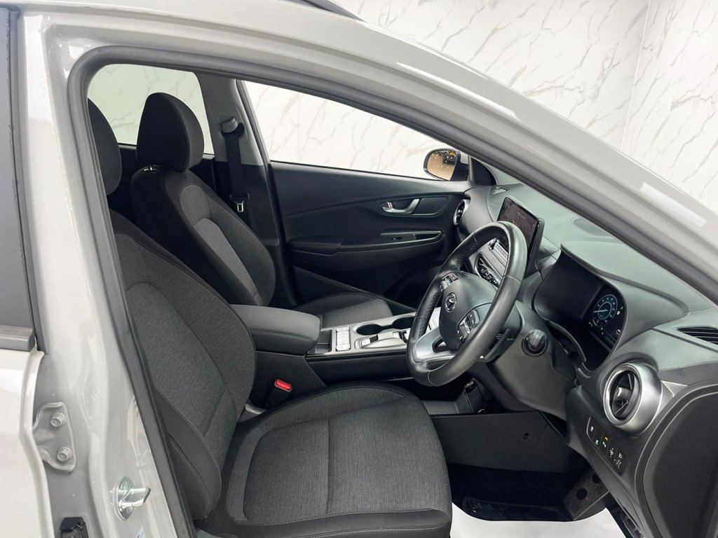 Used Hyundai KONA 2023 for sale - 76367882: Photo 32
