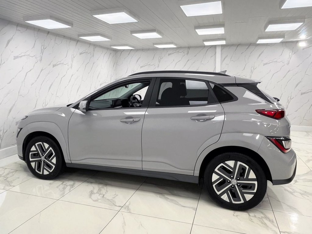 Used Hyundai KONA 2023 for sale - 76367882: Photo 8
