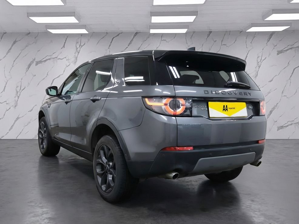 Used Land Rover Discovery Sport 2019 for sale - 78017786: Photo 3