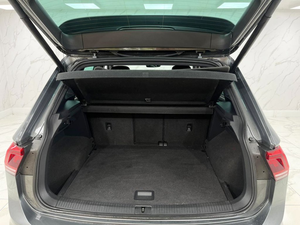 Used Volkswagen Tiguan 2020 for sale - 75923898: Photo 33