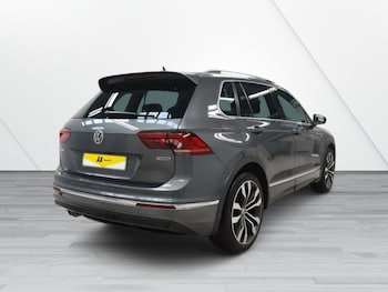 Used Volkswagen Tiguan 2020 for sale - 75923898: Photo