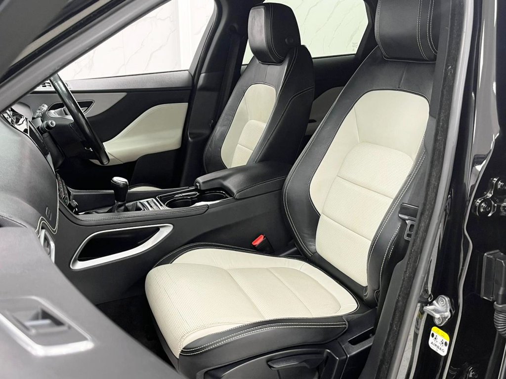 Used Jaguar F-Pace 2017 for sale - 76569888: Photo 19