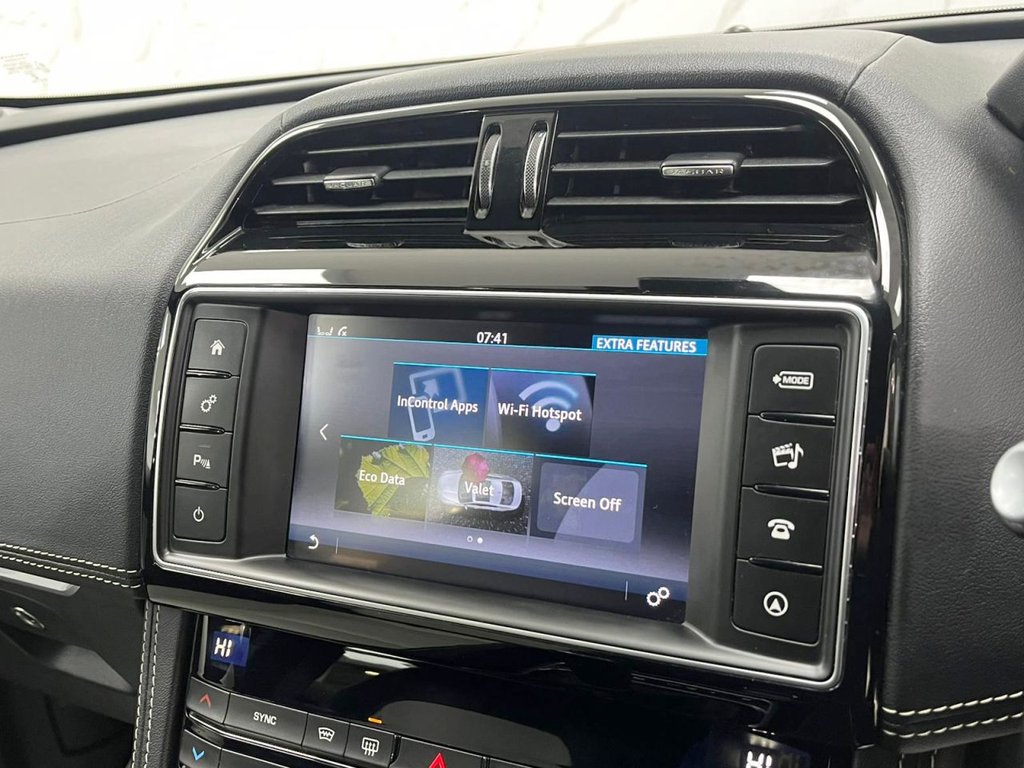 Used Jaguar F-Pace 2017 for sale - 76569888: Photo 22