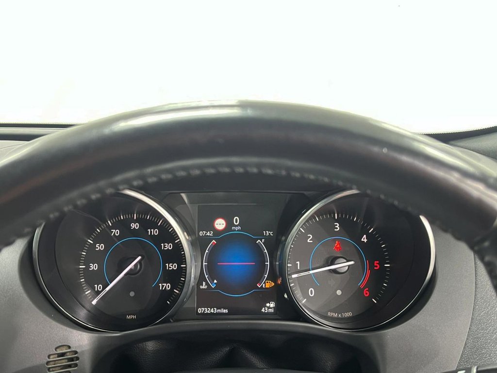 Used Jaguar F-Pace 2017 for sale - 76569888: Photo 28