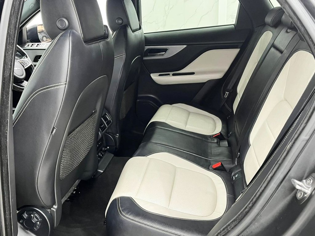 Used Jaguar F-Pace 2017 for sale - 76569888: Photo 34