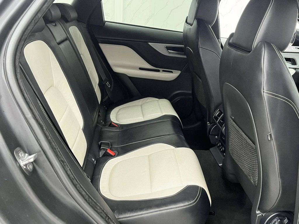 Used Jaguar F-Pace 2017 for sale - 76569888: Photo 35