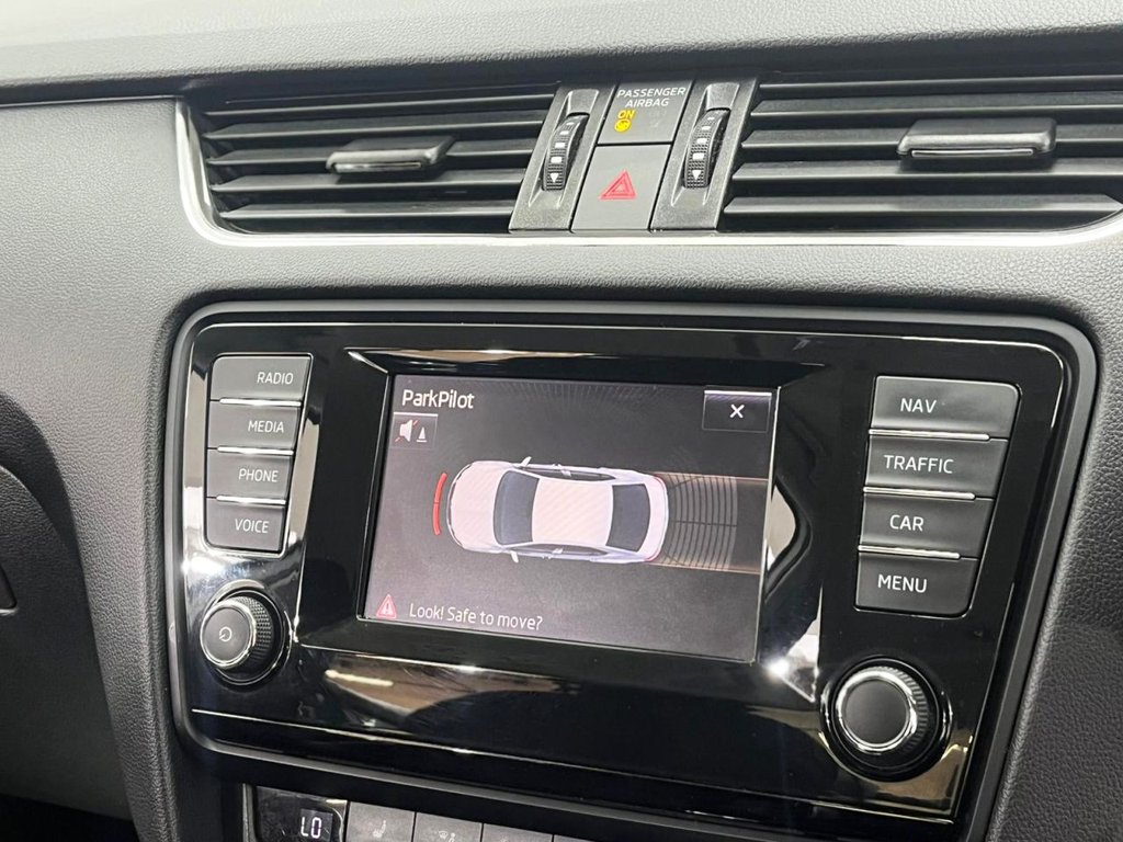 Used Skoda Octavia 2015 for sale - 76582234: Photo 18