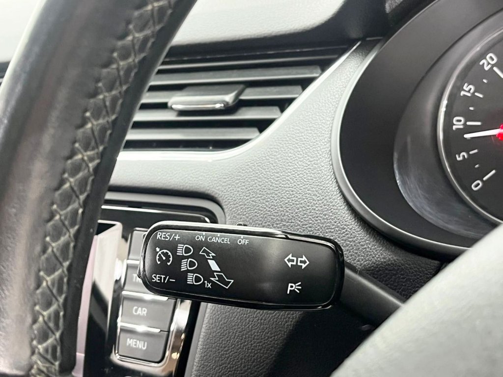 Used Skoda Octavia 2015 for sale - 76582234: Photo 25