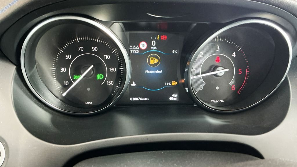 Used Jaguar E-Pace 2019 for sale - 77967437: Photo 8