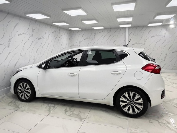 Used Kia Ceed 2017 for sale - 76080462: Photo 8
