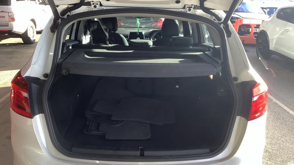 Used BMW 2 Series 2018 for sale - 77920070: Photo 9