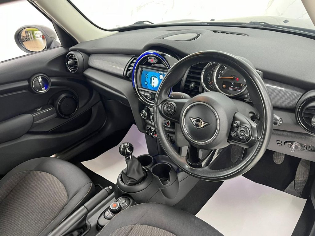 Used MINI Hatch 2019 for sale - 76962388: Photo 27