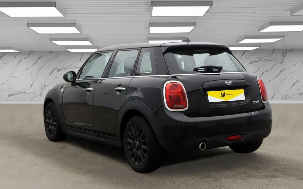 Used MINI Hatch 2019 for sale - 76962388: Photo 3