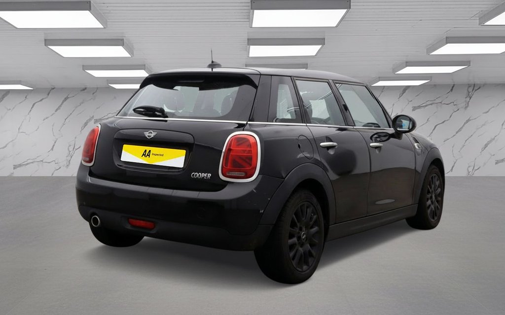 Used MINI Hatch 2019 for sale - 76962388: Photo 4