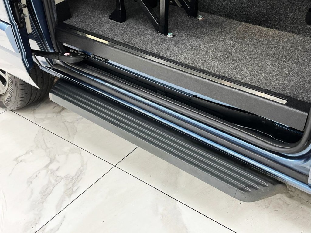 Used Ford Tourneo Custom 2018 for sale - 76591141: Photo 17