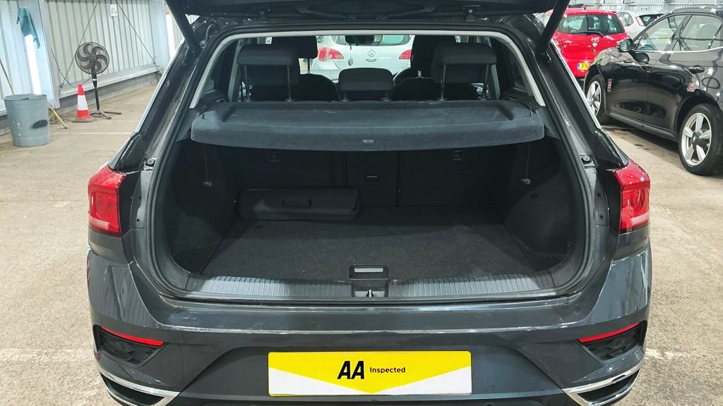 Used Volkswagen T-Roc 2022 for sale - 77967477: Photo 10