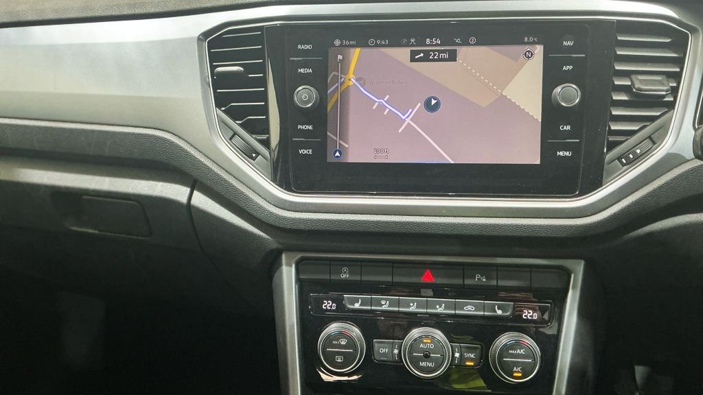 Used Volkswagen T-Roc 2022 for sale - 77967477: Photo 6