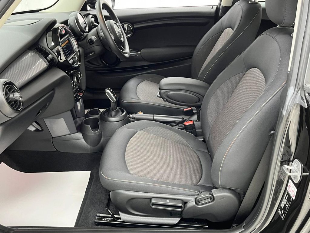 Used MINI Hatch 2020 for sale - 76210818: Photo 19