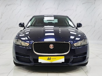 Used Jaguar XE 2016 for sale - 77919916: Photo