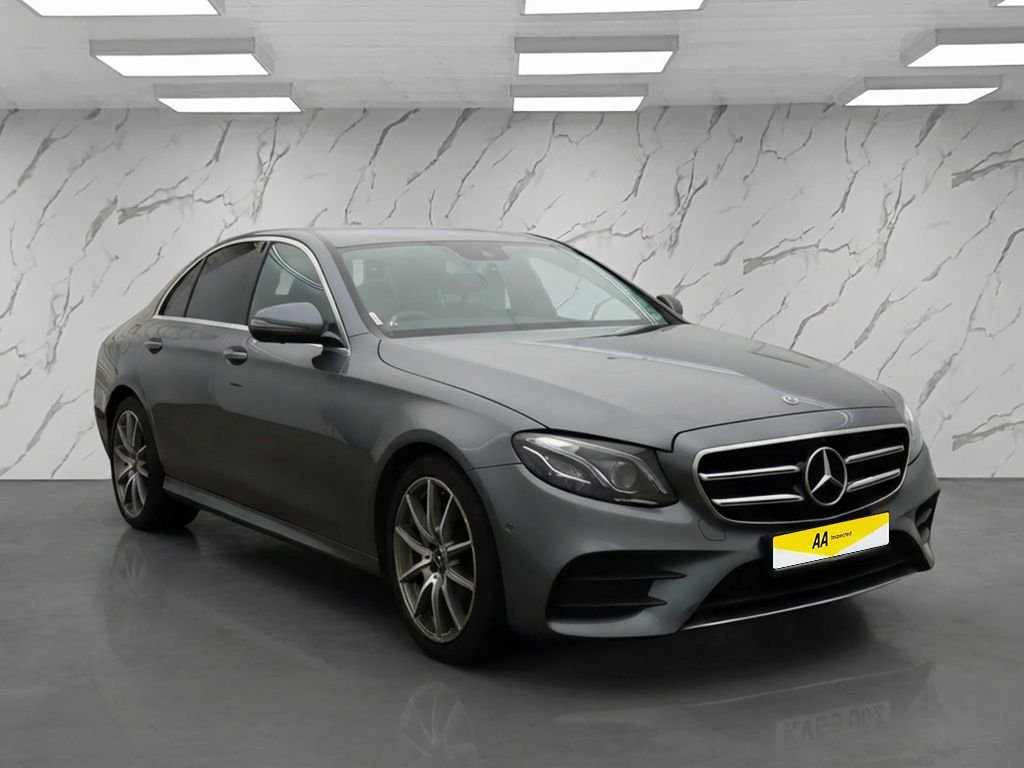 Used Mercedes-Benz E Class 2020 for sale - 77507446: Photo 2