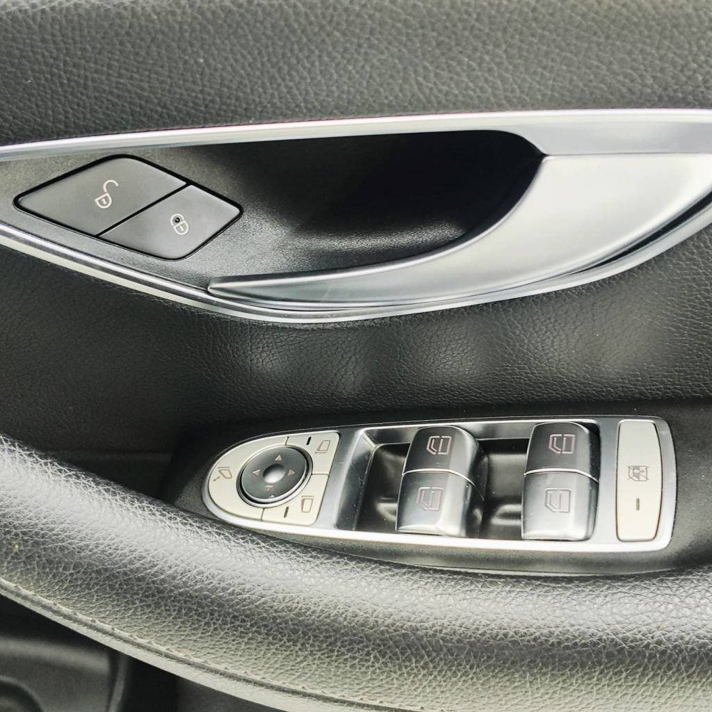 Used Mercedes-Benz E Class 2020 for sale - 77507446: Photo 30