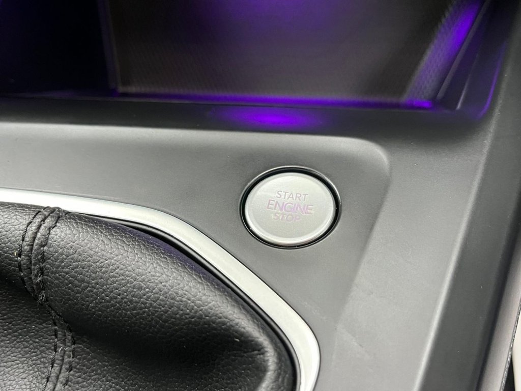 Used Volkswagen Golf 2020 for sale - 75924015: Photo 31