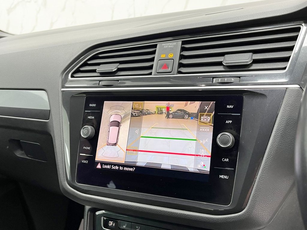 Used Volkswagen Tiguan 2019 for sale - 76367417: Photo 32