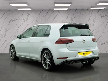 Used Volkswagen Golf 2019 for sale - 78002903: Photo