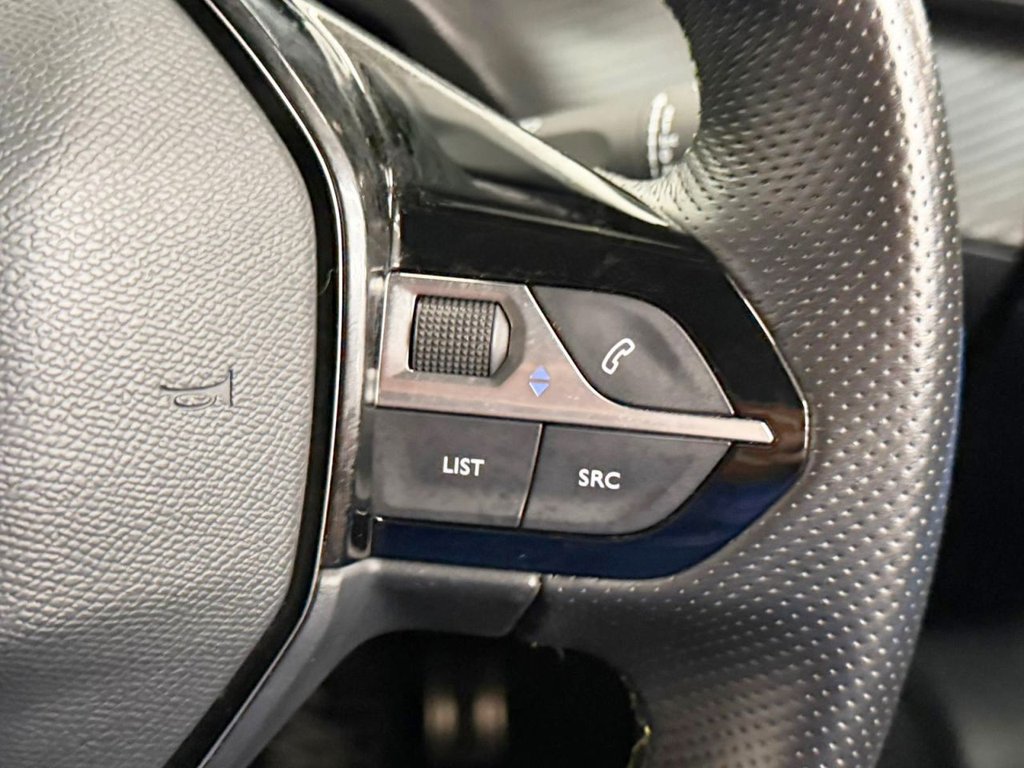 Used Peugeot E-2008 2021 for sale - 76210819: Photo 20