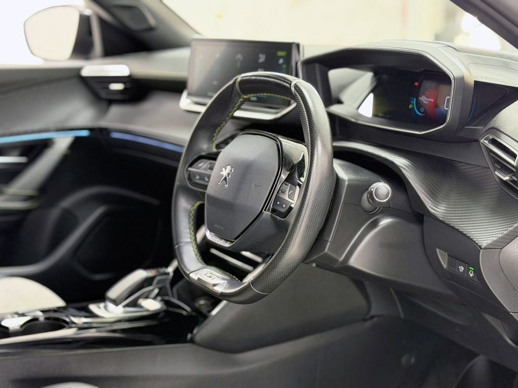 Used Peugeot E-2008 2021 for sale - 76210819: Photo 22