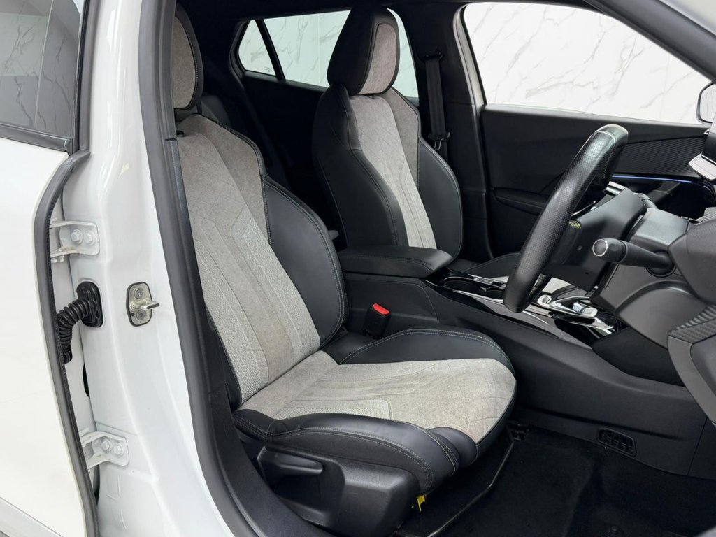 Used Peugeot E-2008 2021 for sale - 76210819: Photo 24
