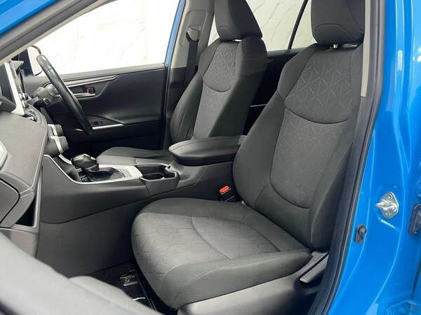 Used Toyota RAV4 2020 for sale - 76266920: Photo 18