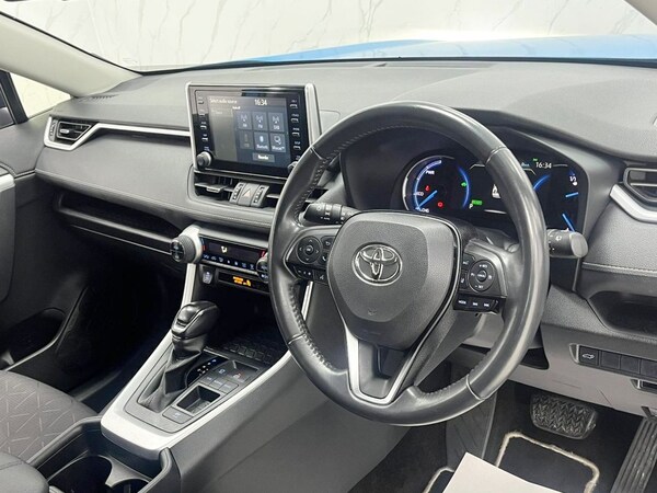 Used Toyota RAV4 2020 for sale - 76266920: Photo 28