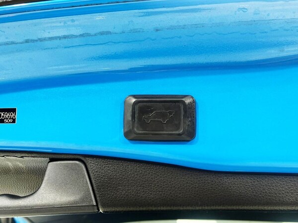 Used Toyota RAV4 2020 for sale - 76266920: Photo 34