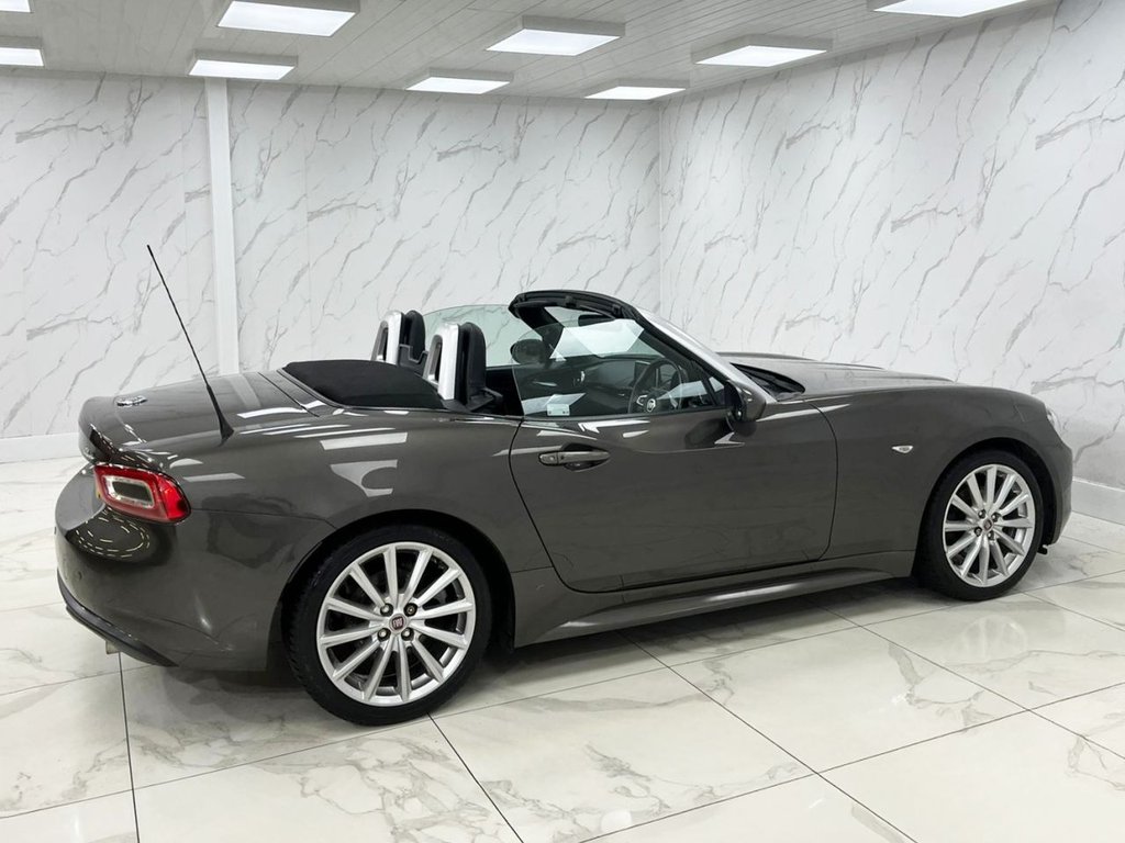 Used Fiat 124 Spider 2018 for sale - 77451496: Photo 12