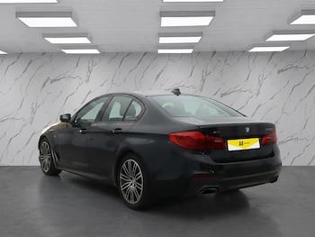 Used BMW 5 Series 2020 for sale - 77937111: Photo