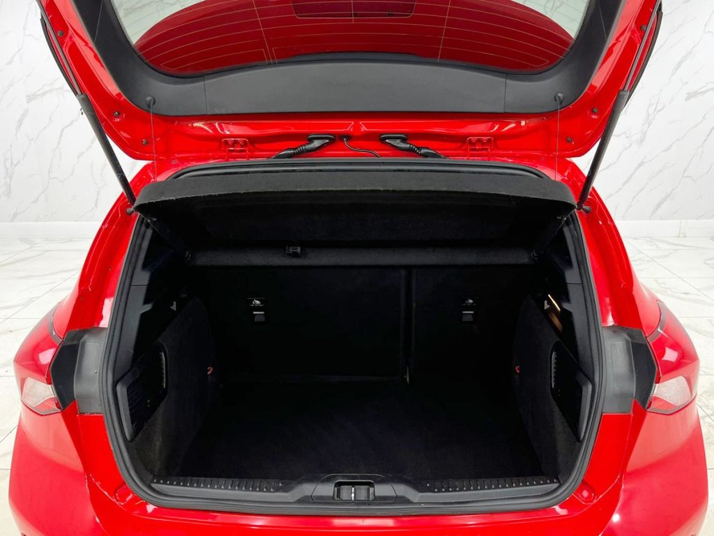 Used Ford Focus 2020 for sale - 76163540: Photo 29