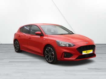 Used Ford Focus 2020 for sale - 76163540: Photo 2