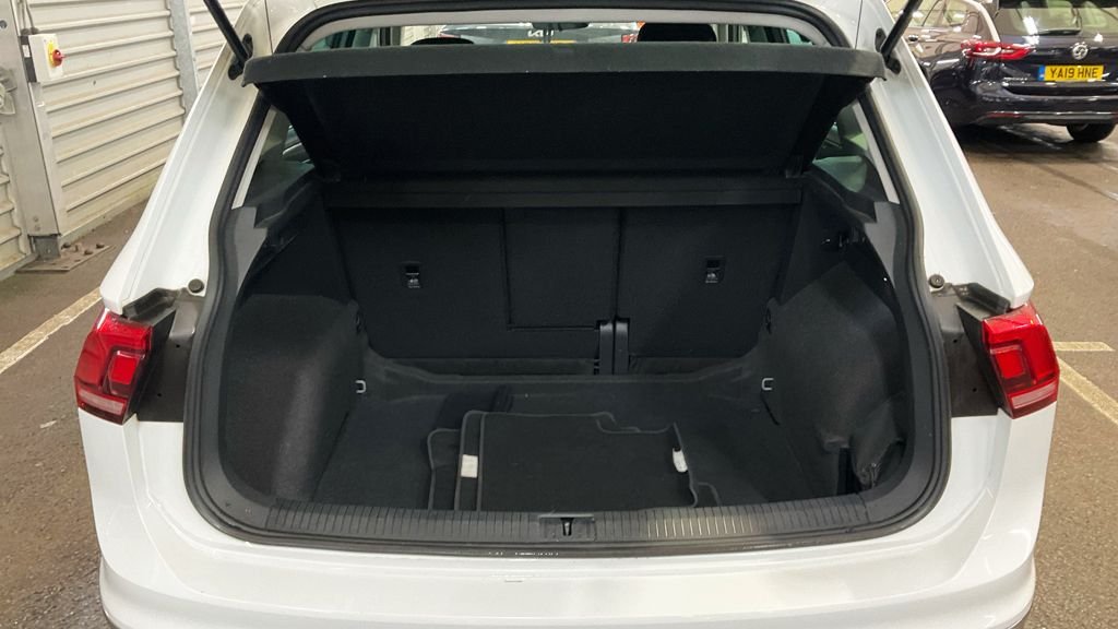 Used Volkswagen Tiguan 2023 for sale - 77507722: Photo 12