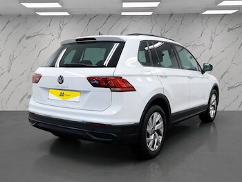 Used Volkswagen Tiguan 2023 for sale - 77507722: Photo