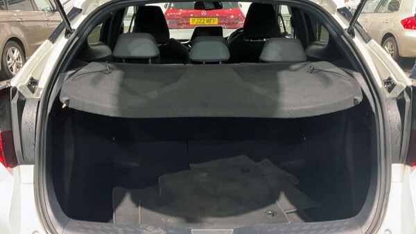 Used Toyota C-HR 2022 for sale - 76266915: Photo 11