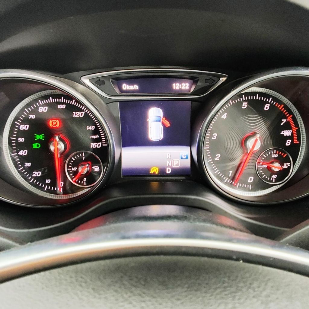 Used Mercedes-Benz A-Class 2018 for sale - 77952637: Photo 25