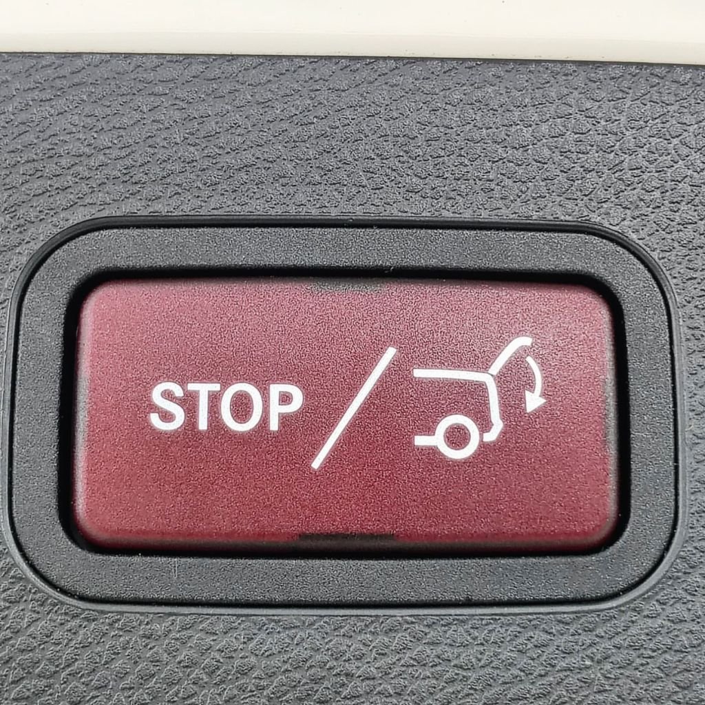 Used Mercedes-Benz A-Class 2018 for sale - 77952637: Photo 36