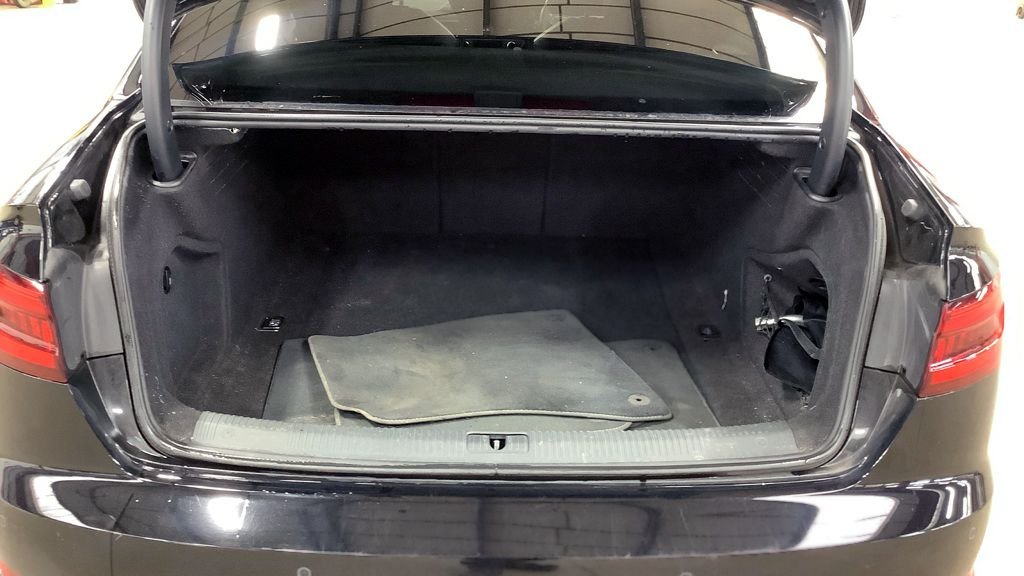 Used Audi A4 2019 for sale - 76163175: Photo 11