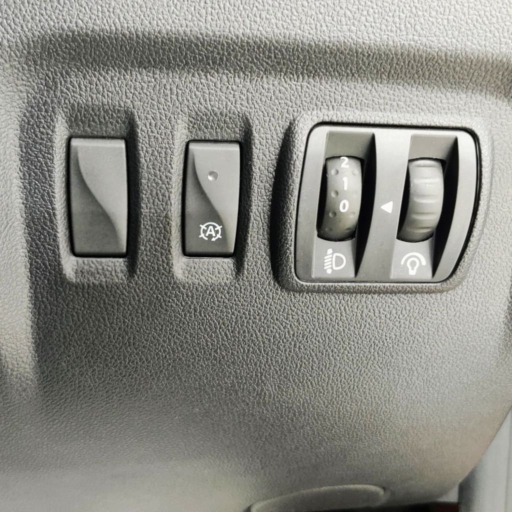 Used Renault Captur 2017 for sale - 77408634: Photo 27