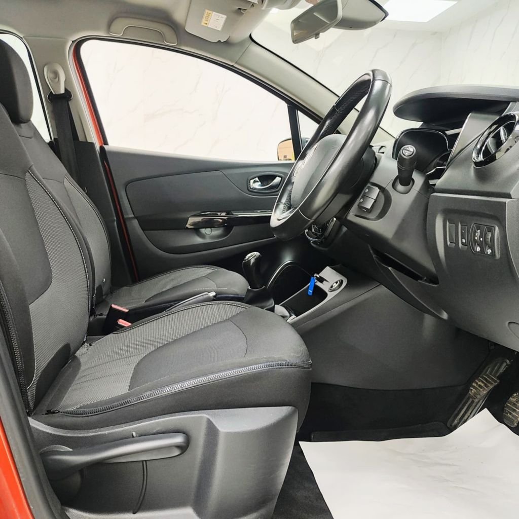 Used Renault Captur 2017 for sale - 77408634: Photo 30