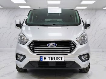 Used Ford Tourneo Custom 2019 for sale - 78597371: Photo