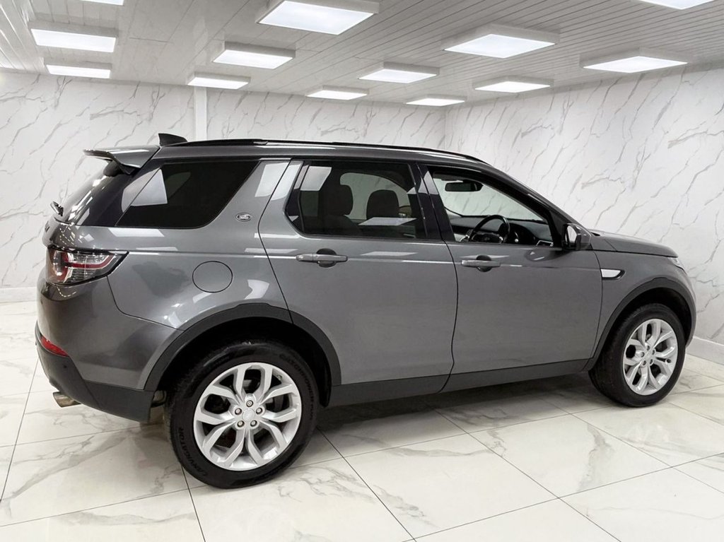 Used Land Rover Discovery Sport 2017 for sale - 78021938: Photo 12